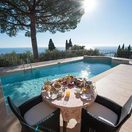 Philae Bed & Breakfast 5*