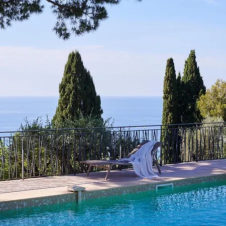 Bed & Breakfast Philae 5*