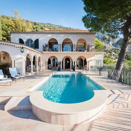 B&B Philae 5*